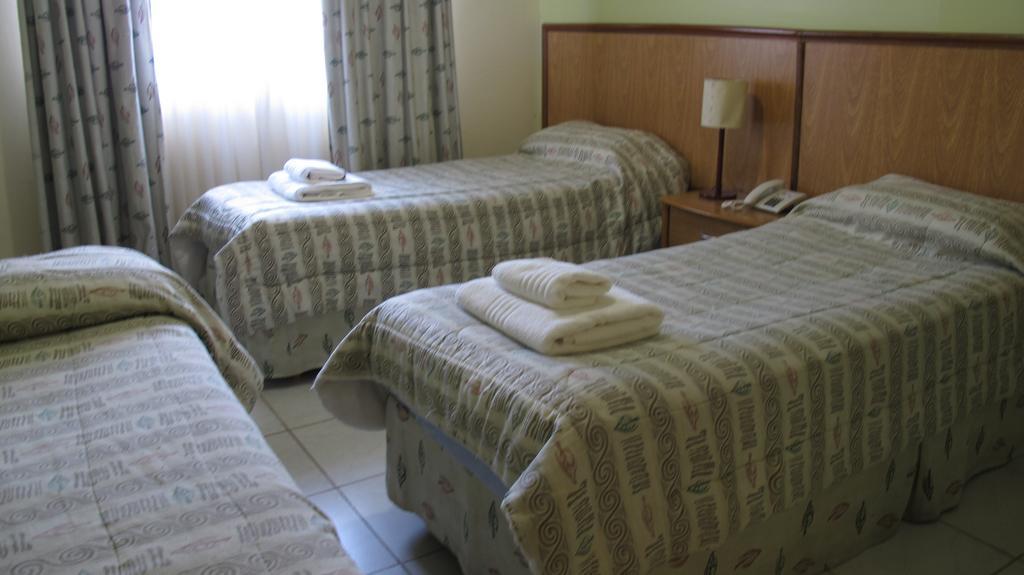 Internacional Hotel 2*